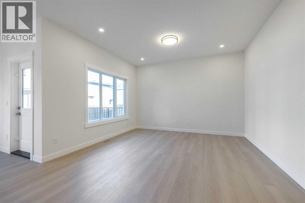 122 Sandpiper Bend, Chestermere, Alberta  T1X 2S8 - Photo 9 - A2292925