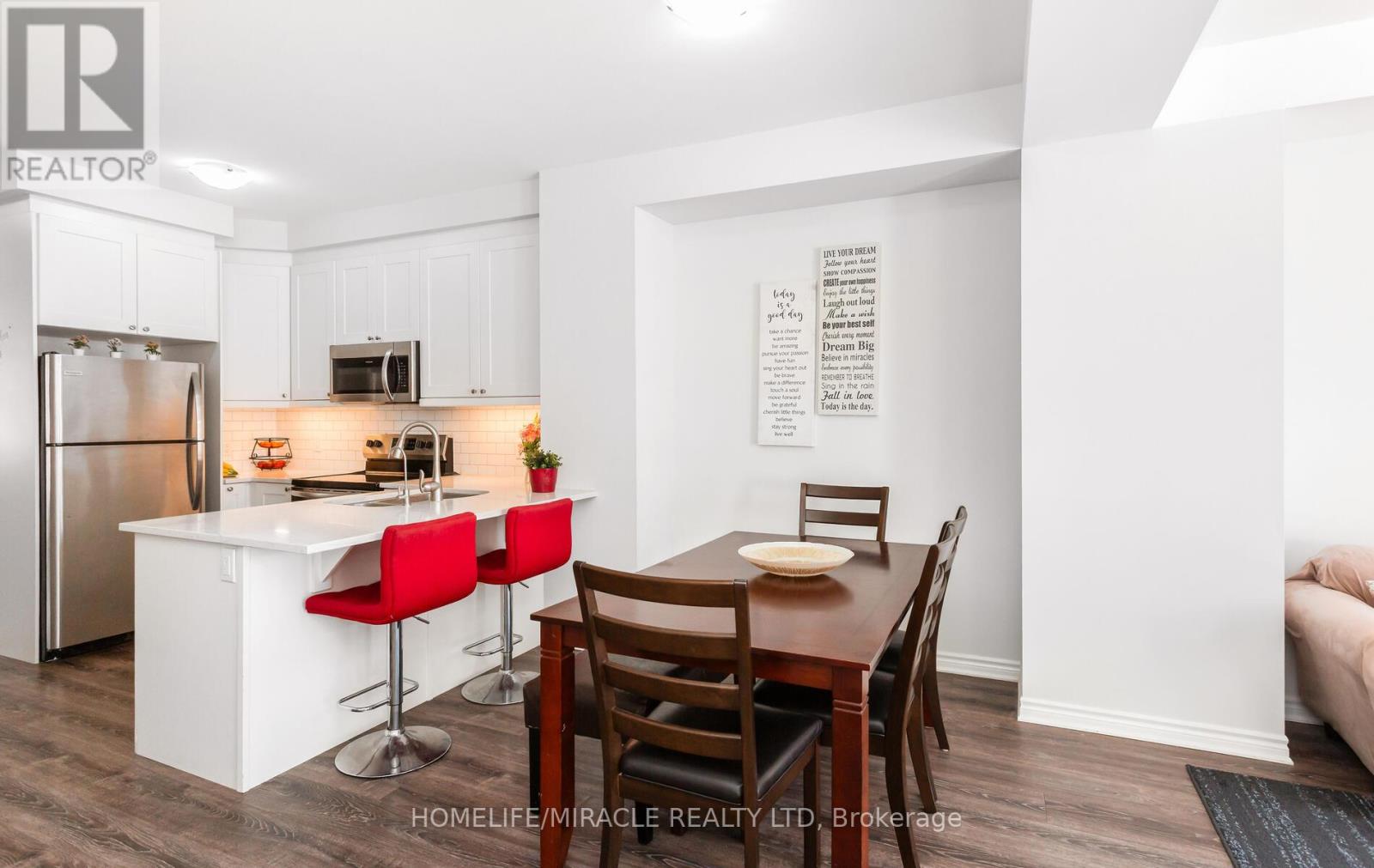 301 Equestrian Way, Cambridge, Ontario  N3E 0C7 - Photo 19 - X12873384