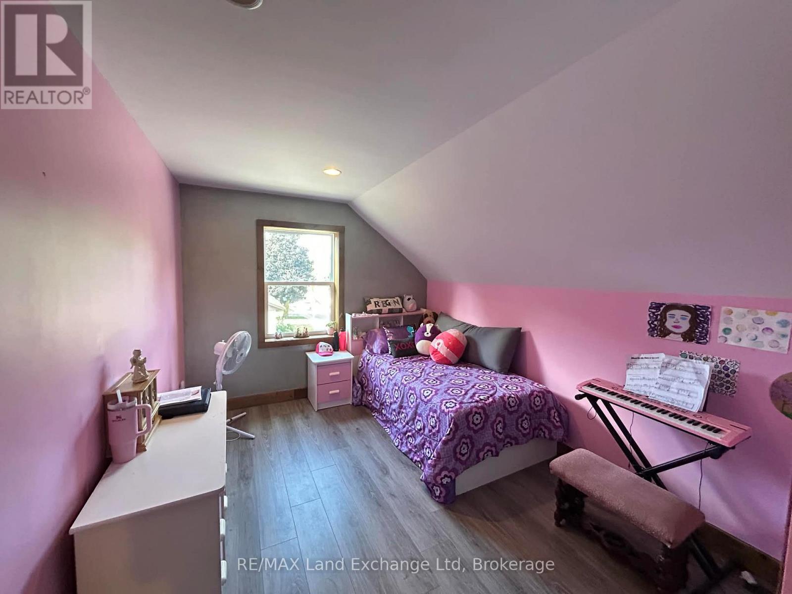 202 Union Street, North Huron (Blyth), Ontario  N0M 1H0 - Photo 17 - X12861670