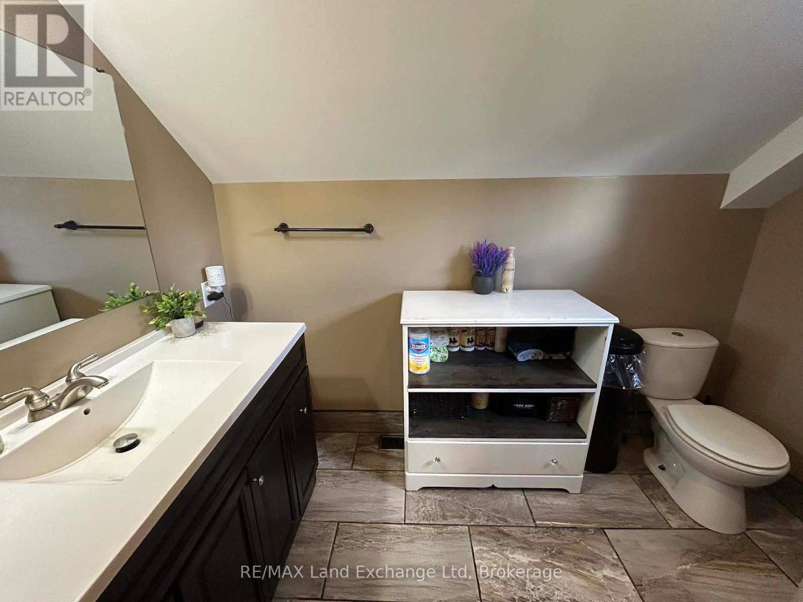 202 Union Street, North Huron (Blyth), Ontario  N0M 1H0 - Photo 19 - X12861670