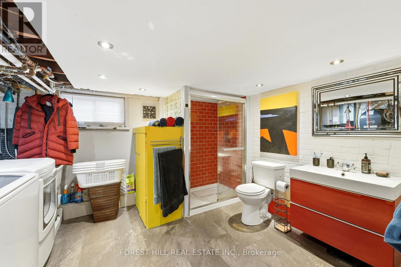 11a Marlow Avenue, Toronto, Ontario  M4J 3T8 - Photo 16 - E12869606