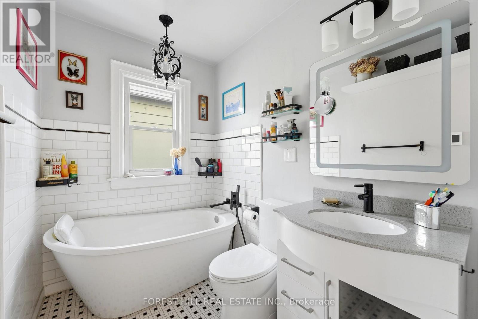 11a Marlow Avenue, Toronto, Ontario  M4J 3T8 - Photo 21 - E12869606