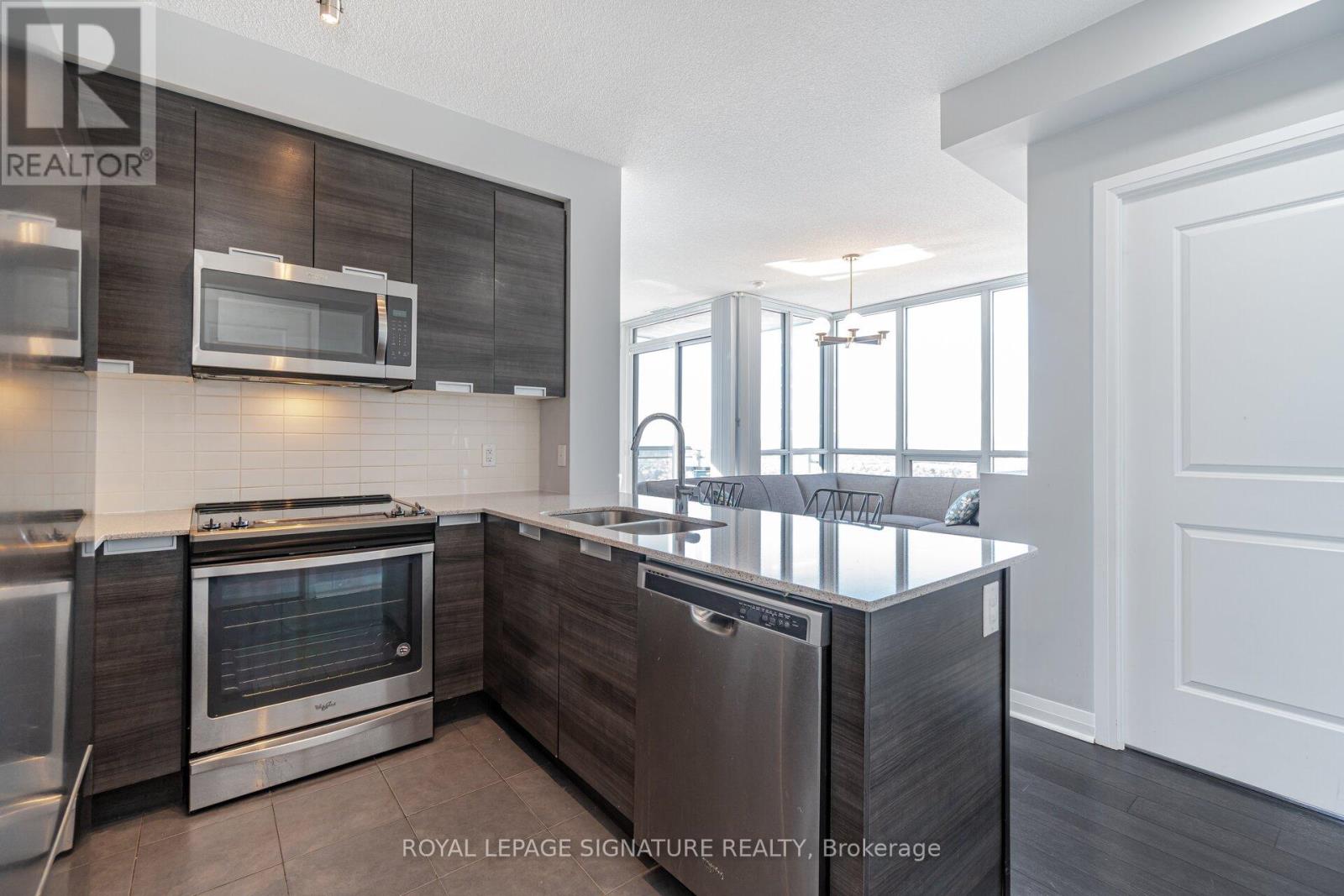 2014 - 5033 Four Springs Avenue, Mississauga, Ontario  L5R 0E6 - Photo 12 - W12851456