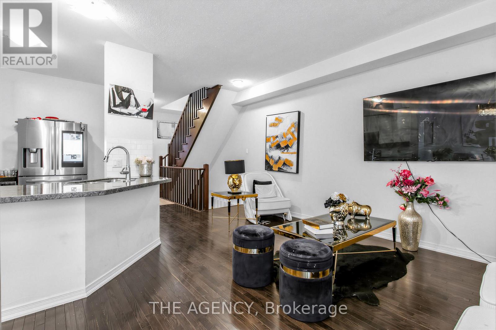 78 Honeyview Trail, Brampton, Ontario  L6P 4A4 - Photo 10 - W12857194