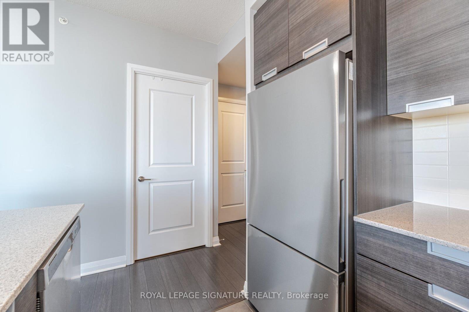 2014 - 5033 Four Springs Avenue, Mississauga, Ontario  L5R 0E6 - Photo 13 - W12851456