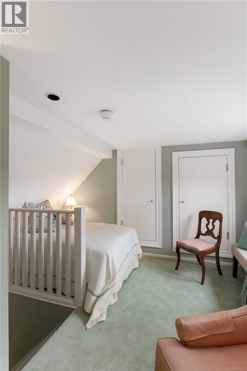 3475 Upper Terrace Rd, Oak Bay, British Columbia  V8R 6E6 - Photo 47 - 1028287