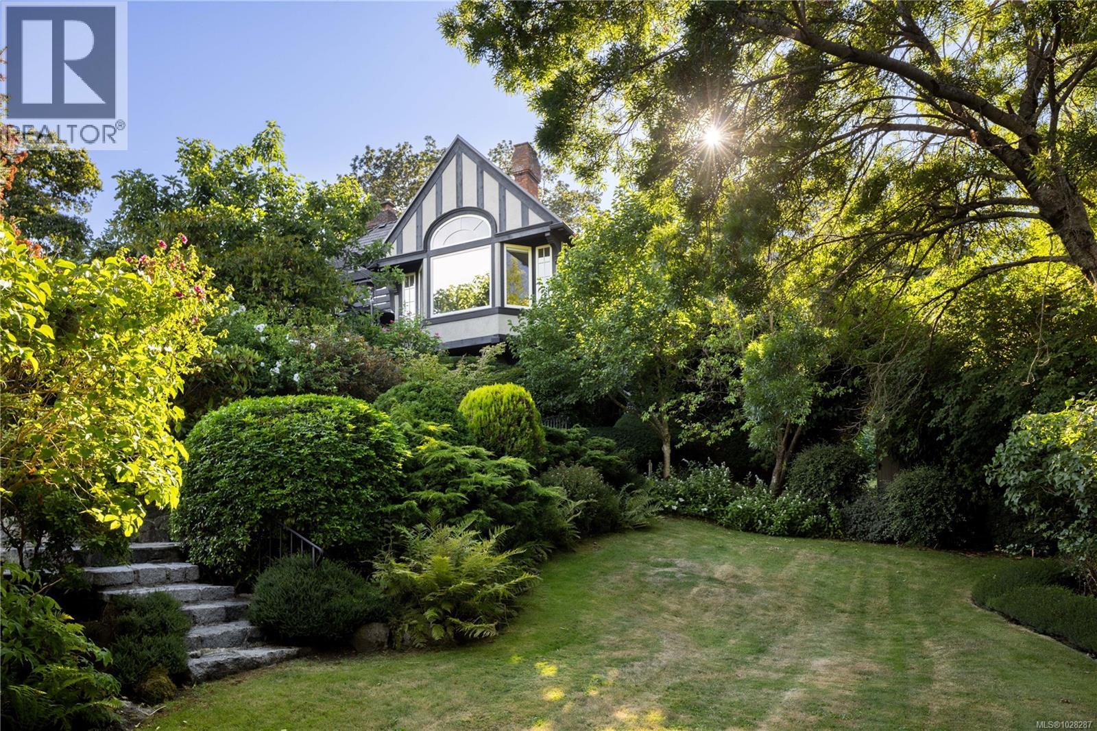 3475 Upper Terrace Rd, Oak Bay, British Columbia  V8R 6E6 - Photo 61 - 1028287