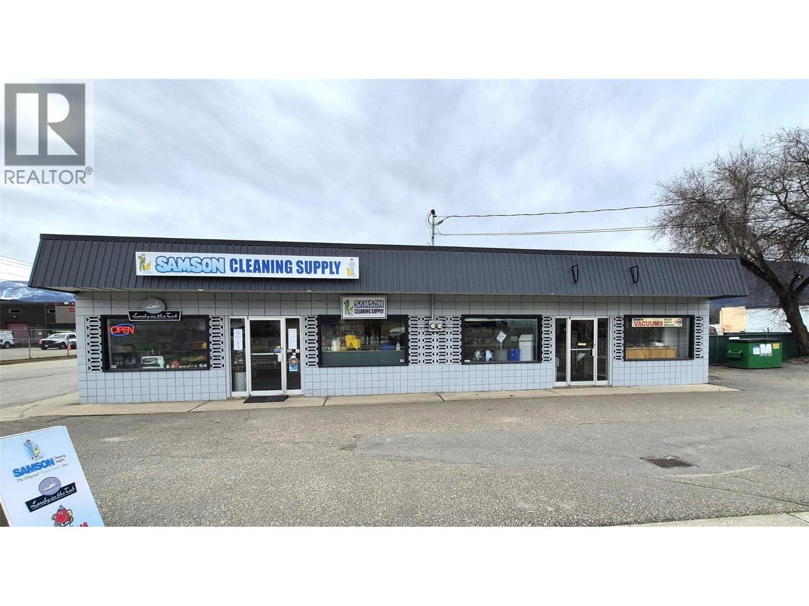 295 5 Street Sw, Salmon Arm, British Columbia  V1E 2Y9 - Photo 1 - 10379006