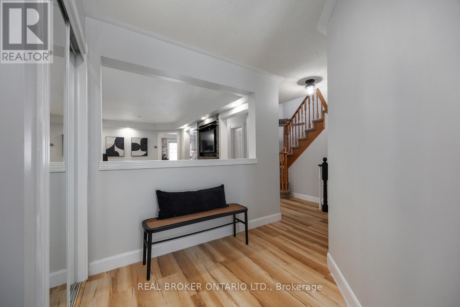 181 Madden Place, Clarington, Ontario  L1C 5K4 - Photo 6 - E12877168