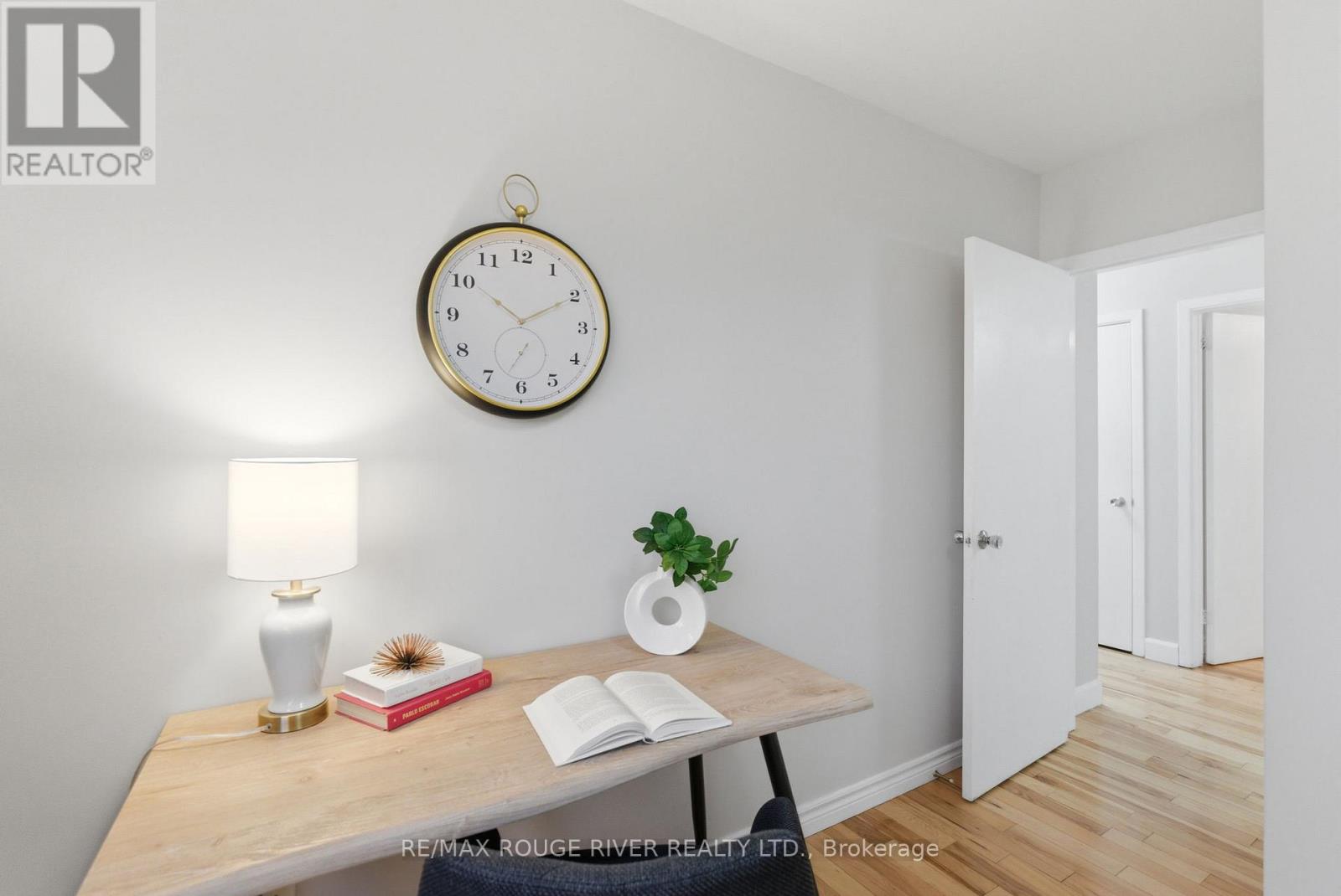 98 Applewood Crescent, Whitby, Ontario  L1N 2E7 - Photo 24 - E12877196