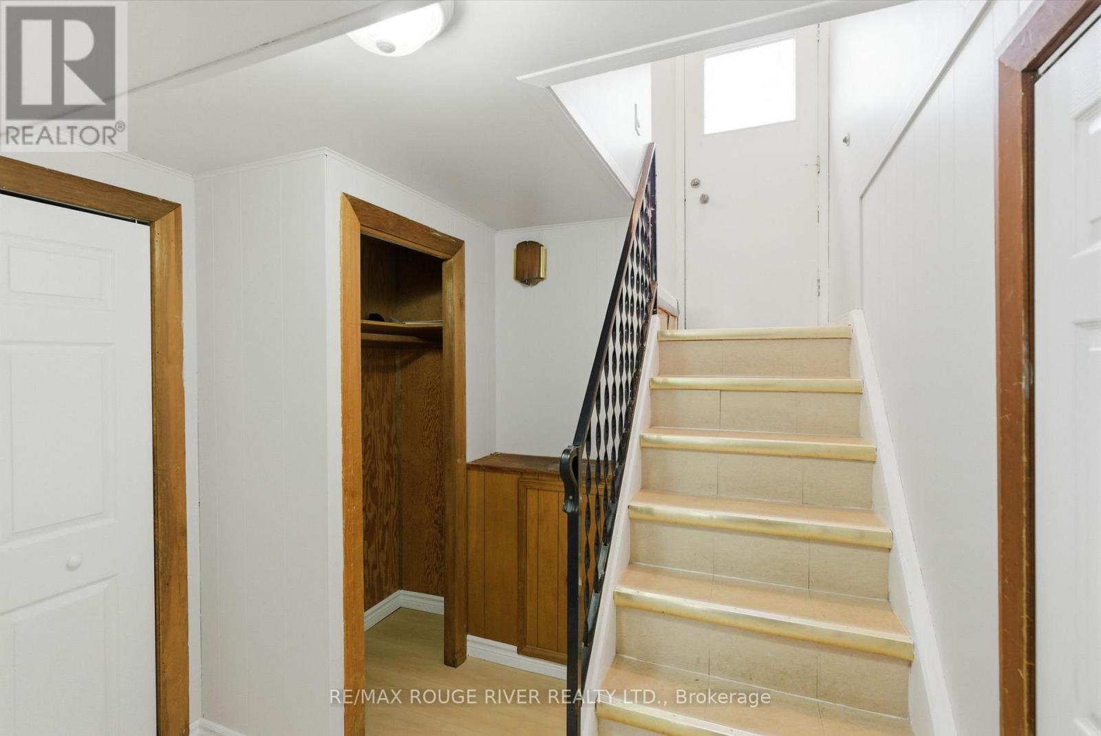 98 Applewood Crescent, Whitby, Ontario  L1N 2E7 - Photo 30 - E12877196