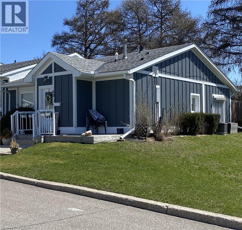 49 Bishop Reding Trail, Hamilton, Ontario  L9B 2L7 - Photo 3 - 40766210