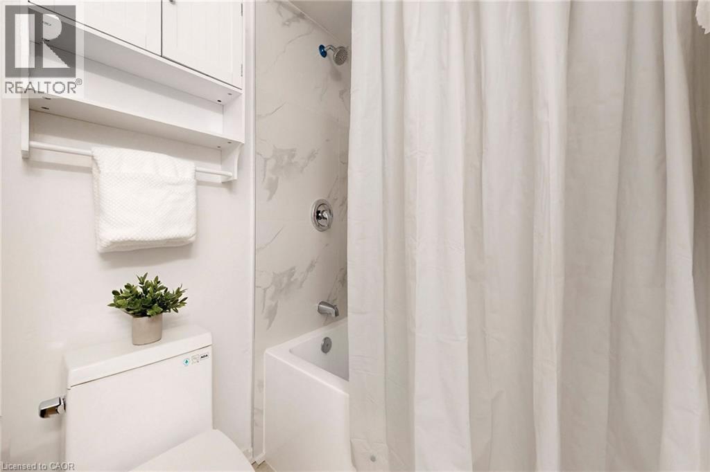 380 Magnolia Drive, Hamilton, Ontario  L9C 6N7 - Photo 21 - 40809503