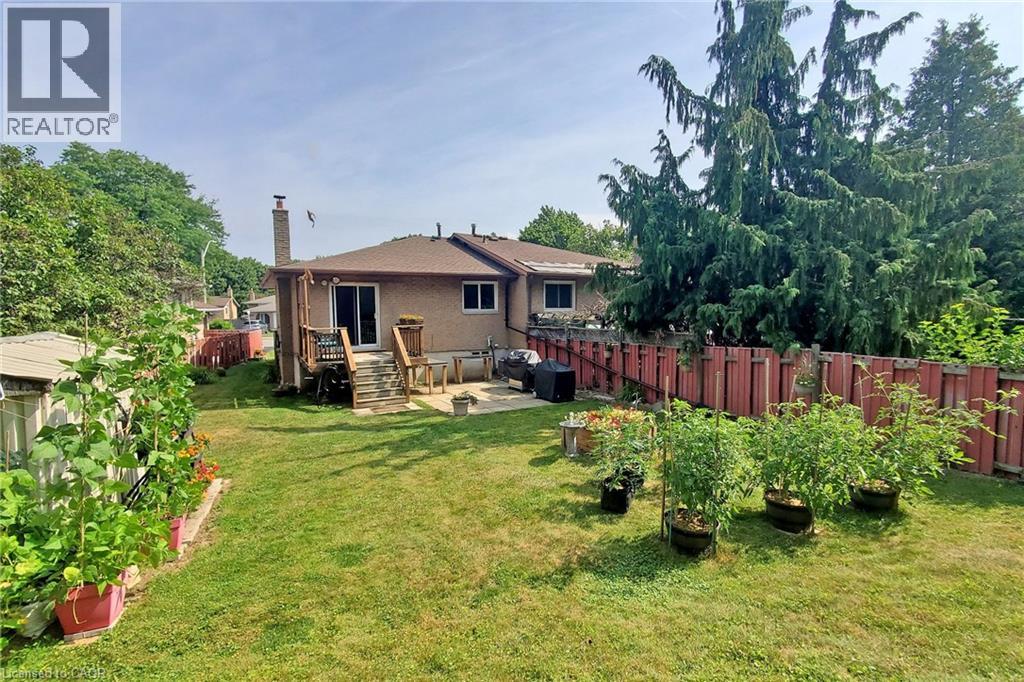 380 Magnolia Drive, Hamilton, Ontario  L9C 6N7 - Photo 36 - 40809503