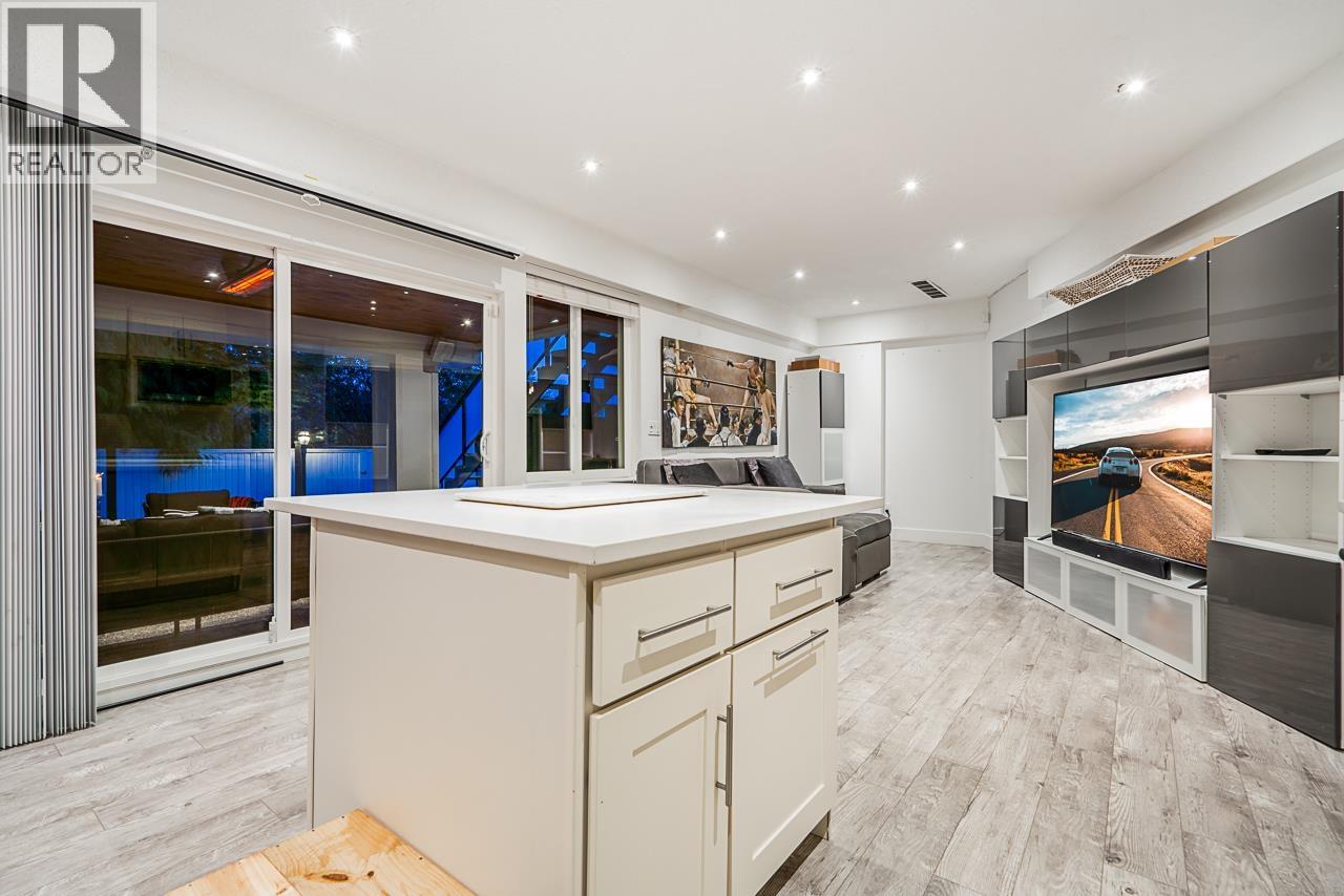 6446 Marine Drive, Vancouver, British Columbia  V7W 2S6 - Photo 9 - R3099097