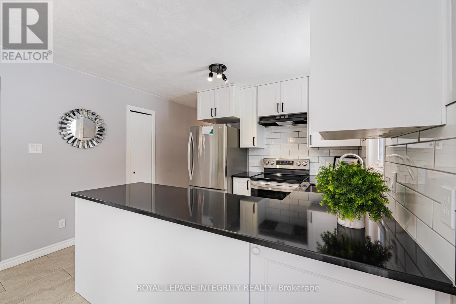 5 - 5 Le Baron Drive, Russell, Ontario  K0A 2M0 - Photo 6 - X12877132