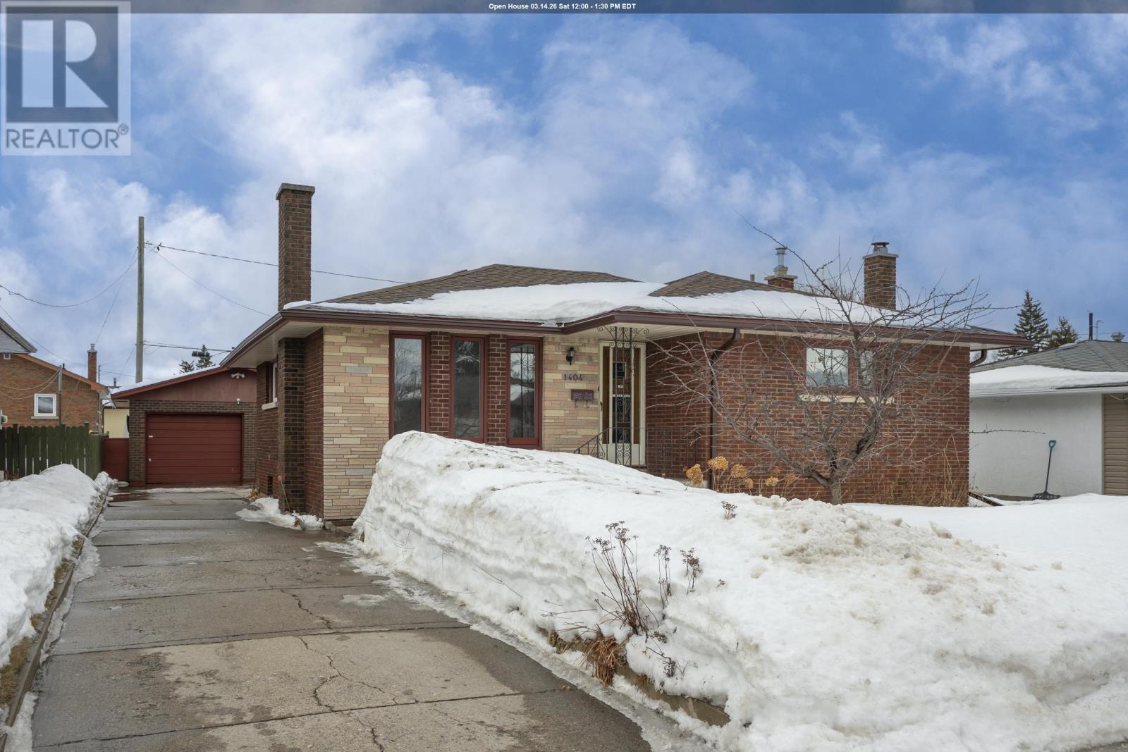 1404 Mary St. W, Thunder Bay, Ontario