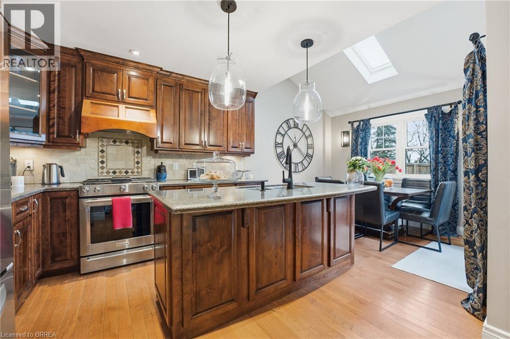 86 Elm Street, Brantford, Ontario  N3R 4V2 - Photo 13 - 40807428