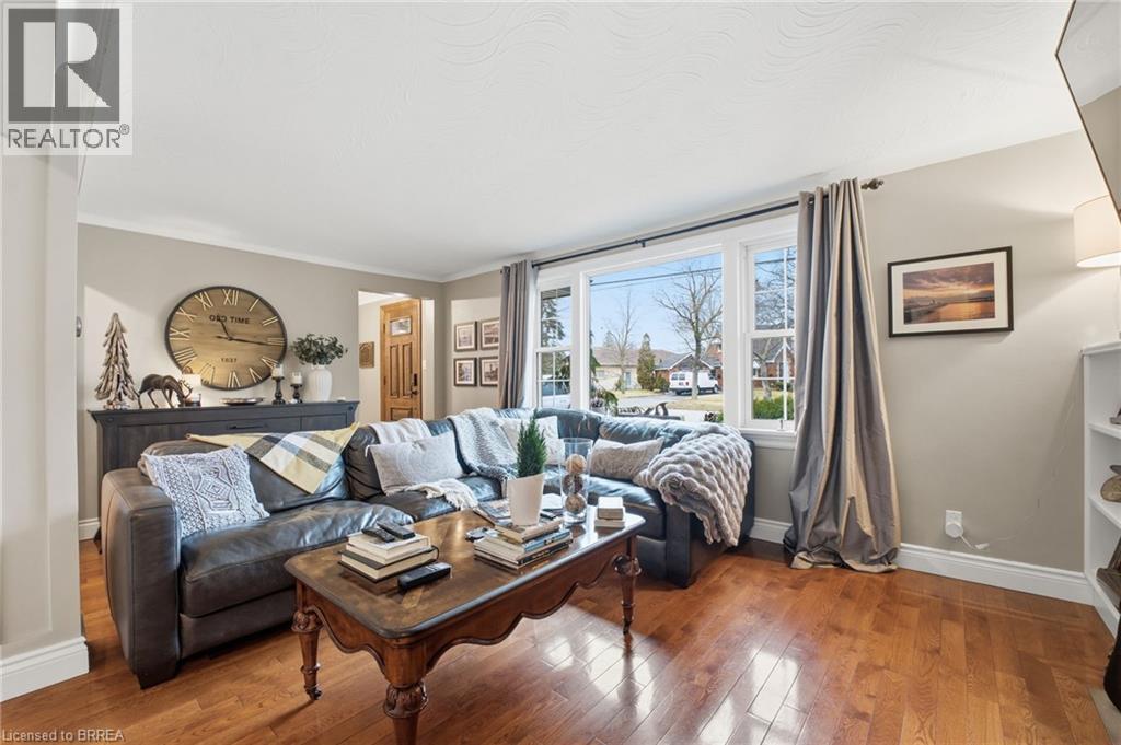 86 Elm Street, Brantford, Ontario  N3R 4V2 - Photo 7 - 40807428