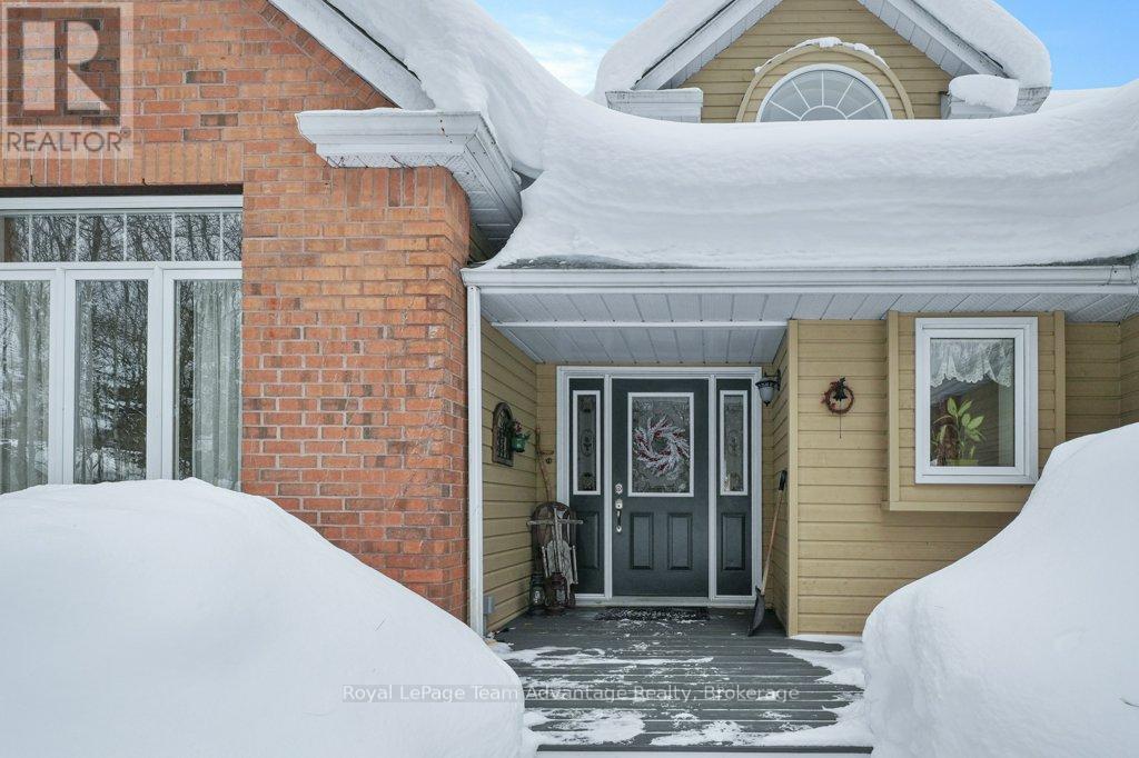 11 Limbert Road, Mcdougall, Ontario  P2A 2W9 - Photo 3 - X12776060