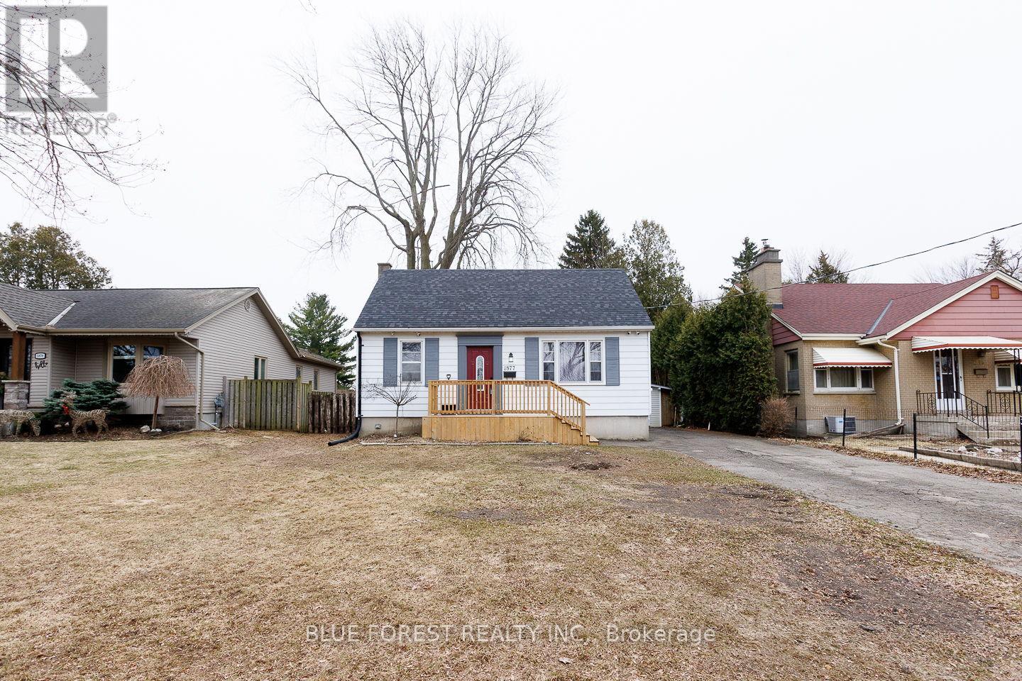 1877 ROYAL CRESCENT, london east (east h), Ontario