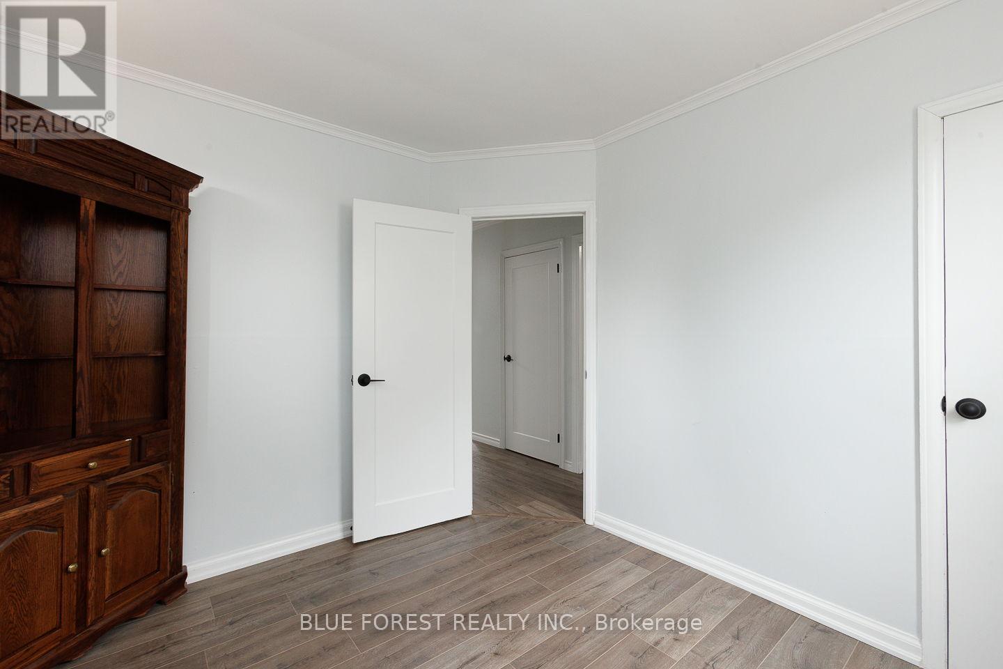 1877 Royal Crescent, London East (East H), Ontario  N5W 2A9 - Photo 12 - X12870884