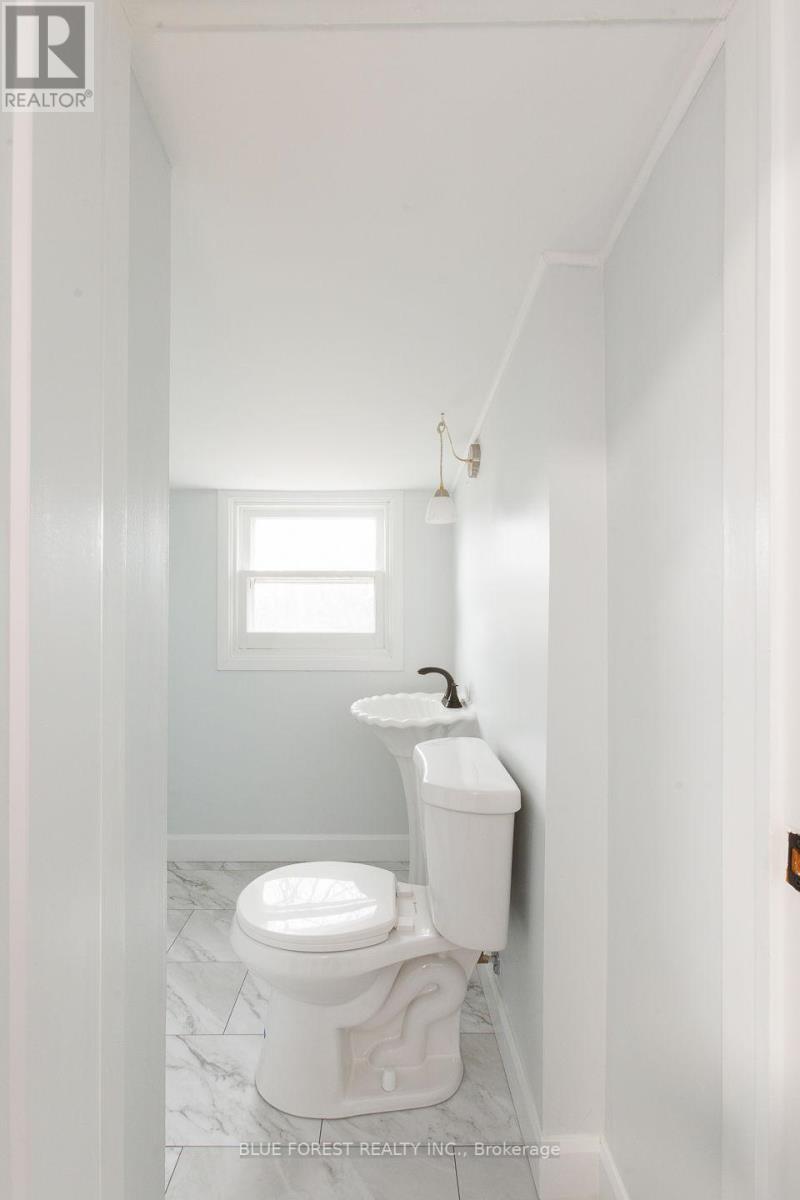 1877 Royal Crescent, London East (East H), Ontario  N5W 2A9 - Photo 19 - X12870884