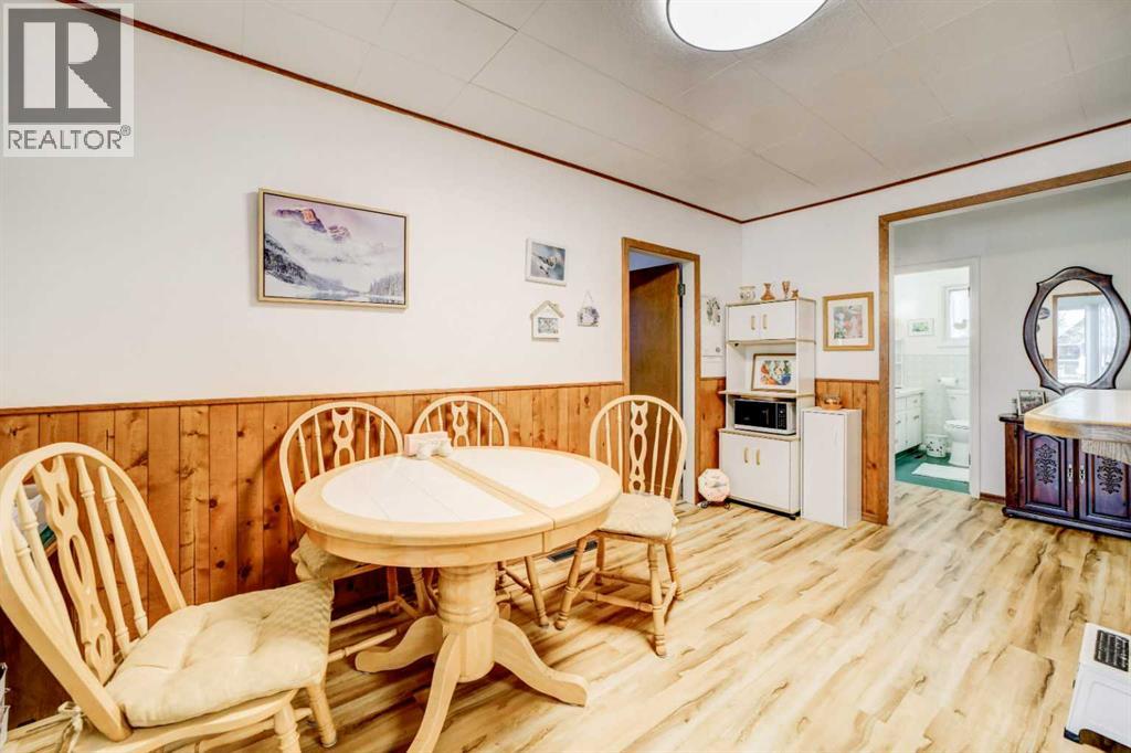 1152 Morden Avenue, Pincher Creek, Alberta  T0K 1W0 - Photo 5 - A2278564