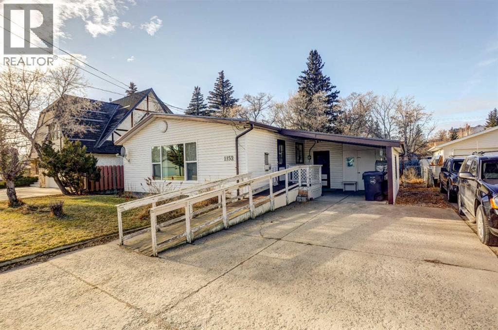 1152 Morden Avenue, Pincher Creek, Alberta  T0K 1W0 - Photo 2 - A2278564