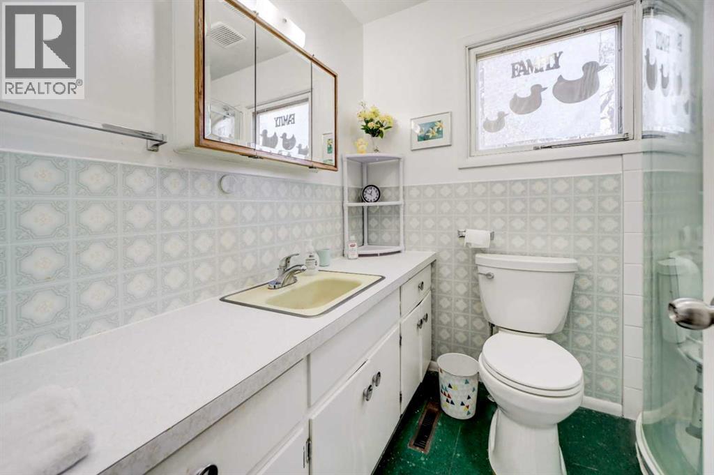 1152 Morden Avenue, Pincher Creek, Alberta  T0K 1W0 - Photo 7 - A2278564