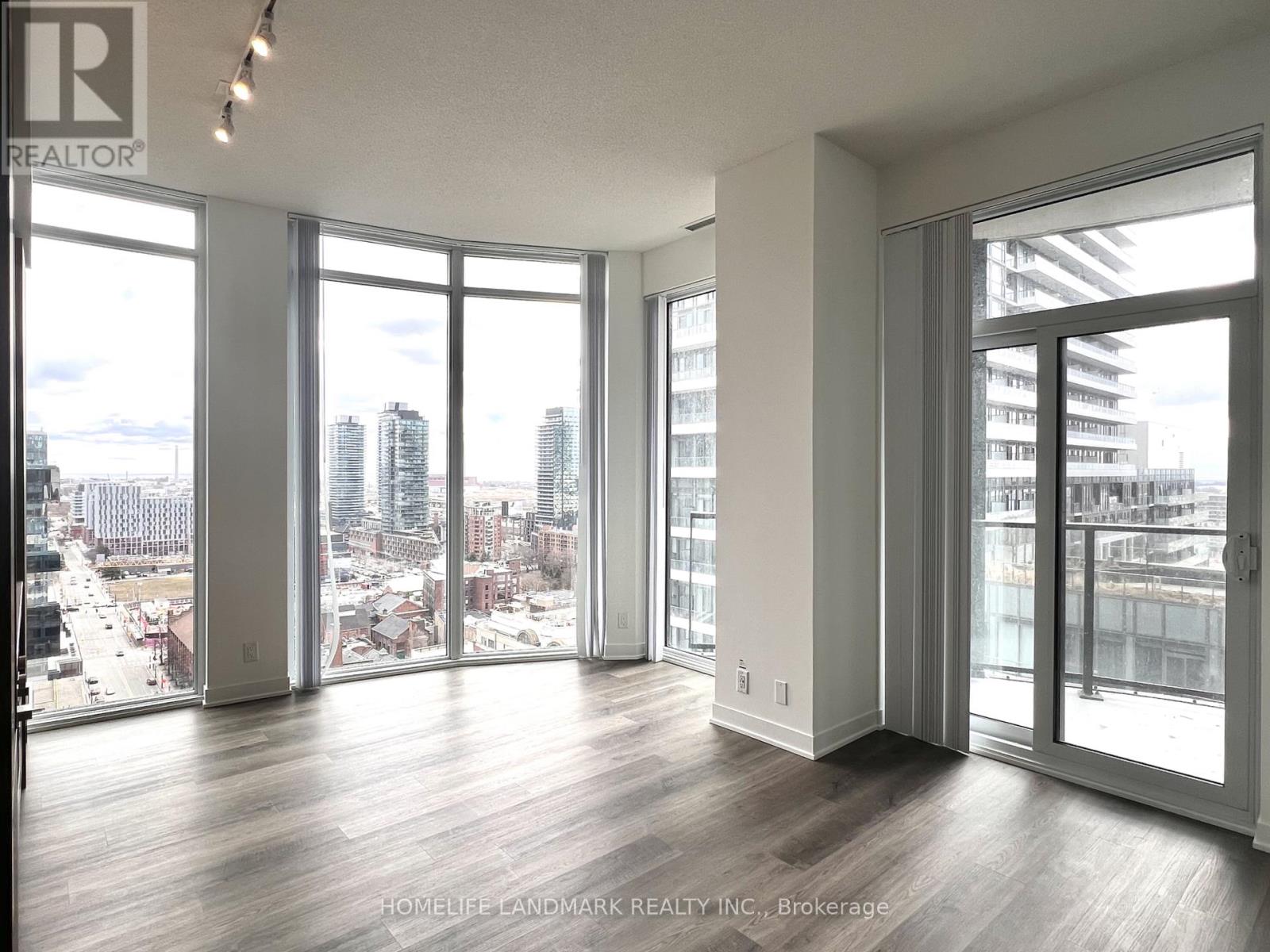 2306 - 180 Front Street E, Toronto, Ontario  M5A 0K9 - Photo 4 - C12877126