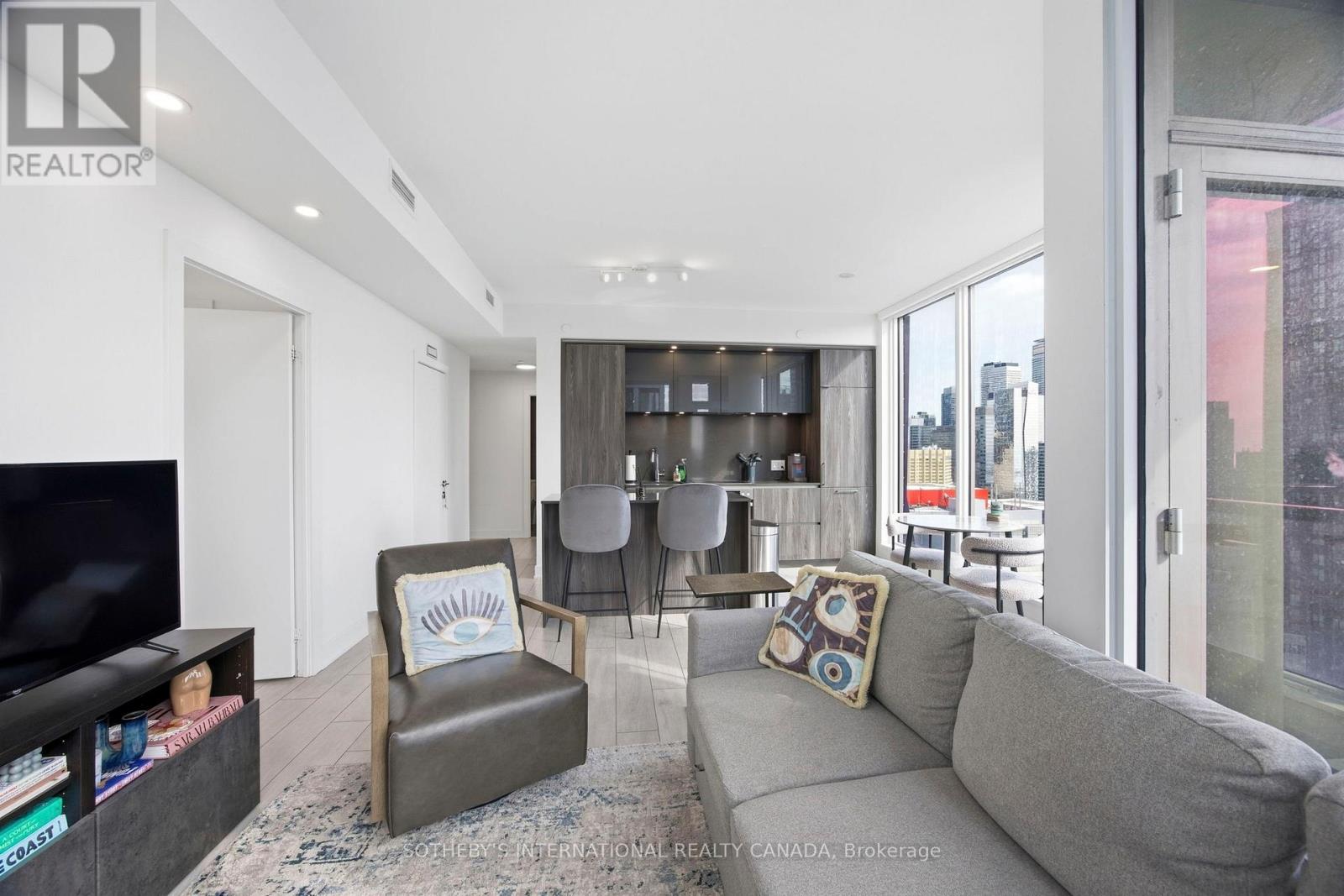 2410 - 35 Mercer Street, Toronto, Ontario  M5V 0V1 - Photo 17 - C12877174