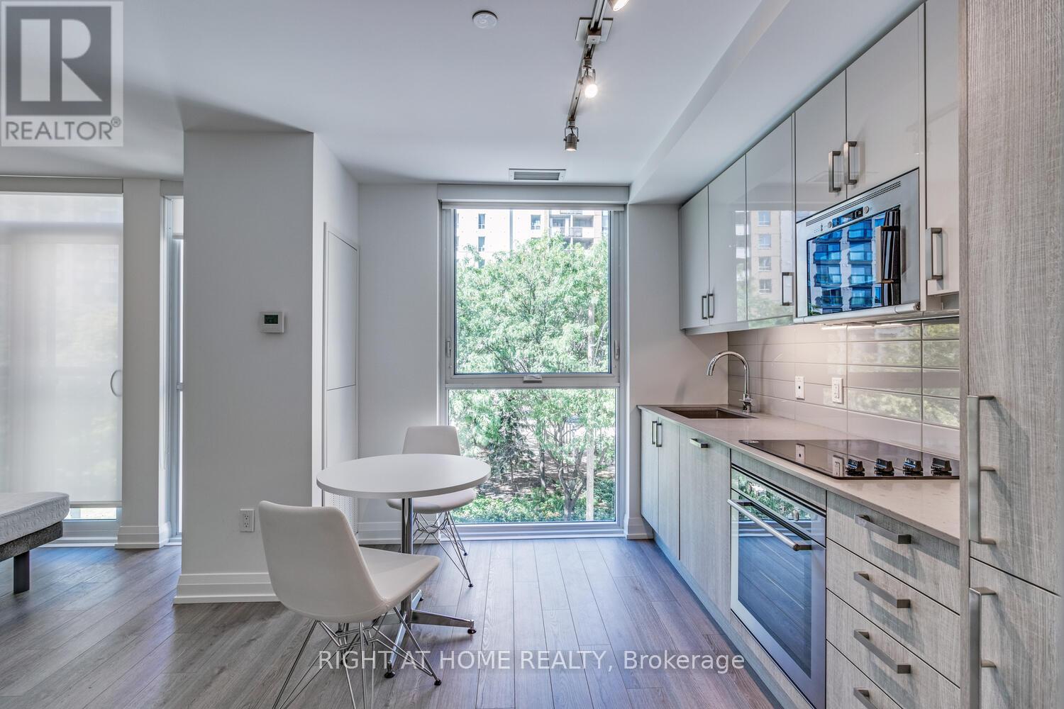 310 - 77 Mutual Street, Toronto, Ontario  M5B 0B9 - Photo 10 - C12877192