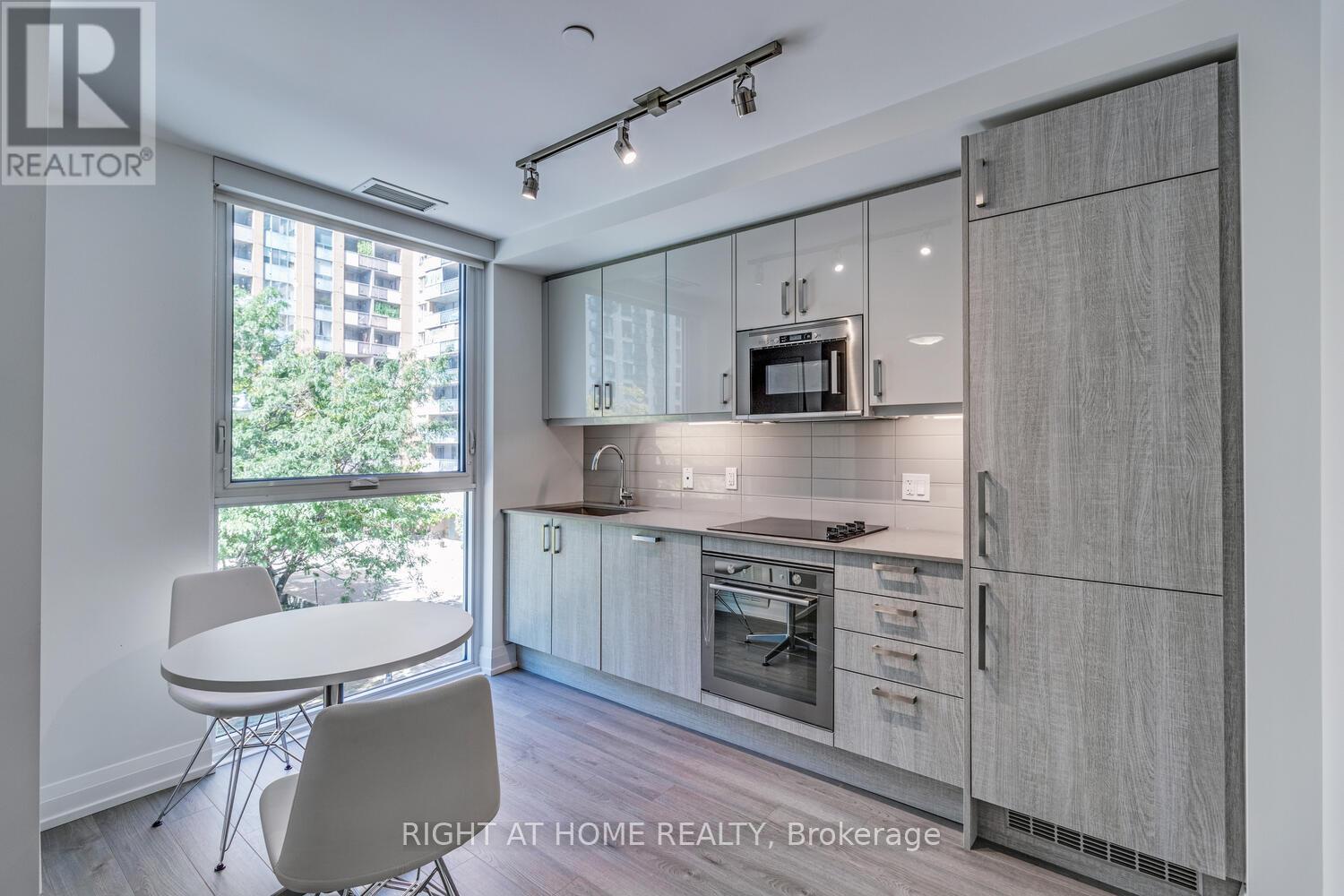 310 - 77 Mutual Street, Toronto, Ontario  M5B 0B9 - Photo 11 - C12877192