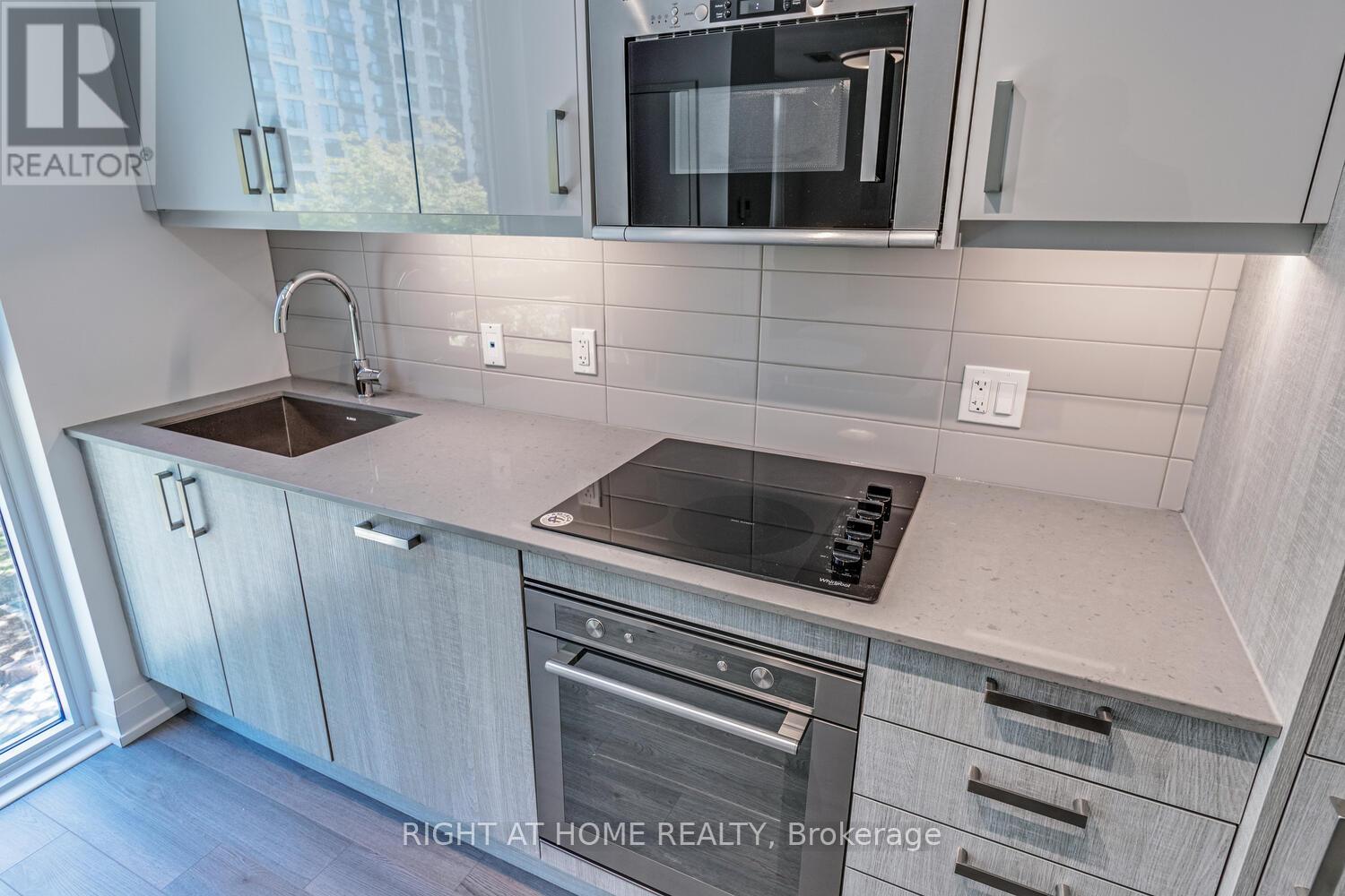 310 - 77 Mutual Street, Toronto, Ontario  M5B 0B9 - Photo 13 - C12877192