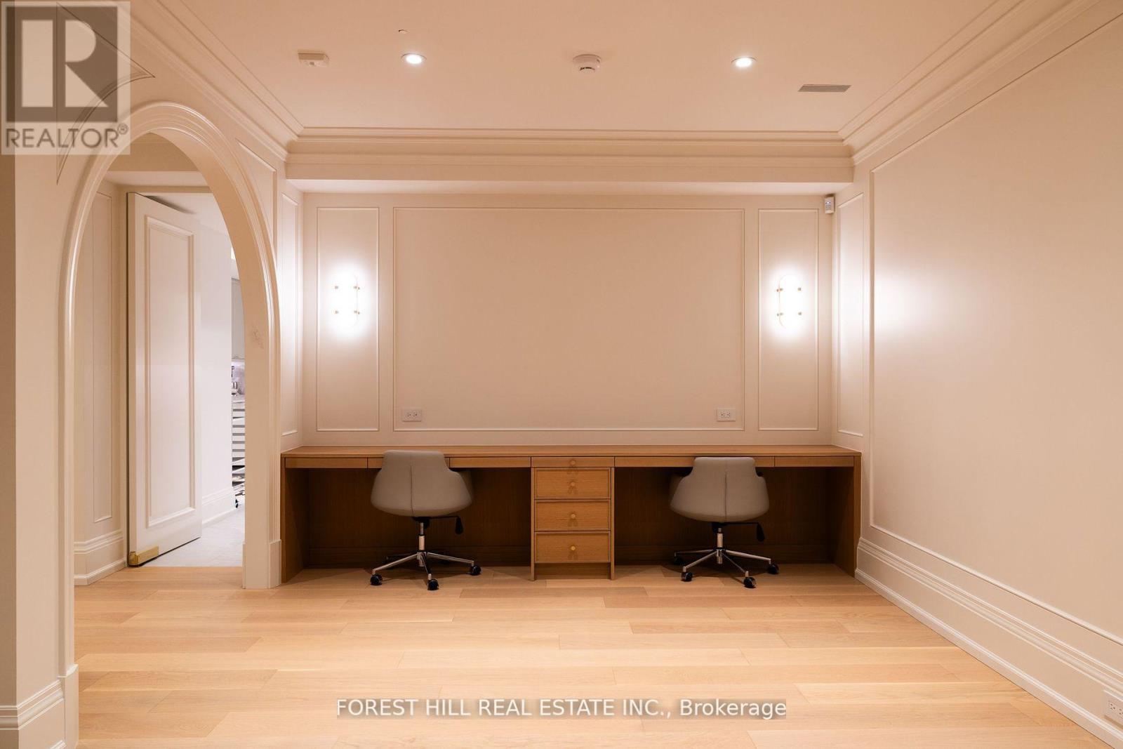 221 Forest Hill Road, Toronto, Ontario  M5P 2N3 - Photo 24 - C12877200