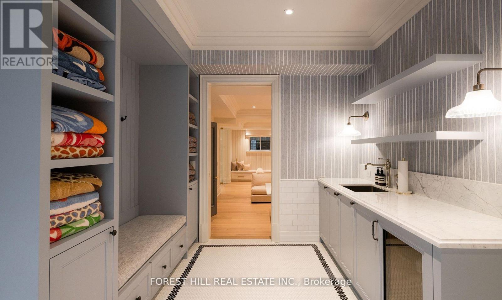 221 Forest Hill Road, Toronto, Ontario  M5P 2N3 - Photo 31 - C12877200