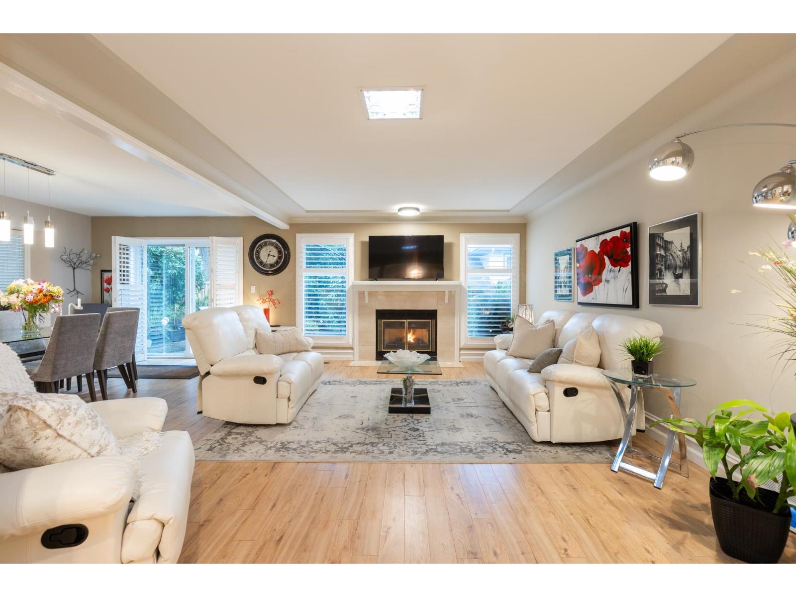 4 12945 17 AVENUE, Surrey, British Columbia