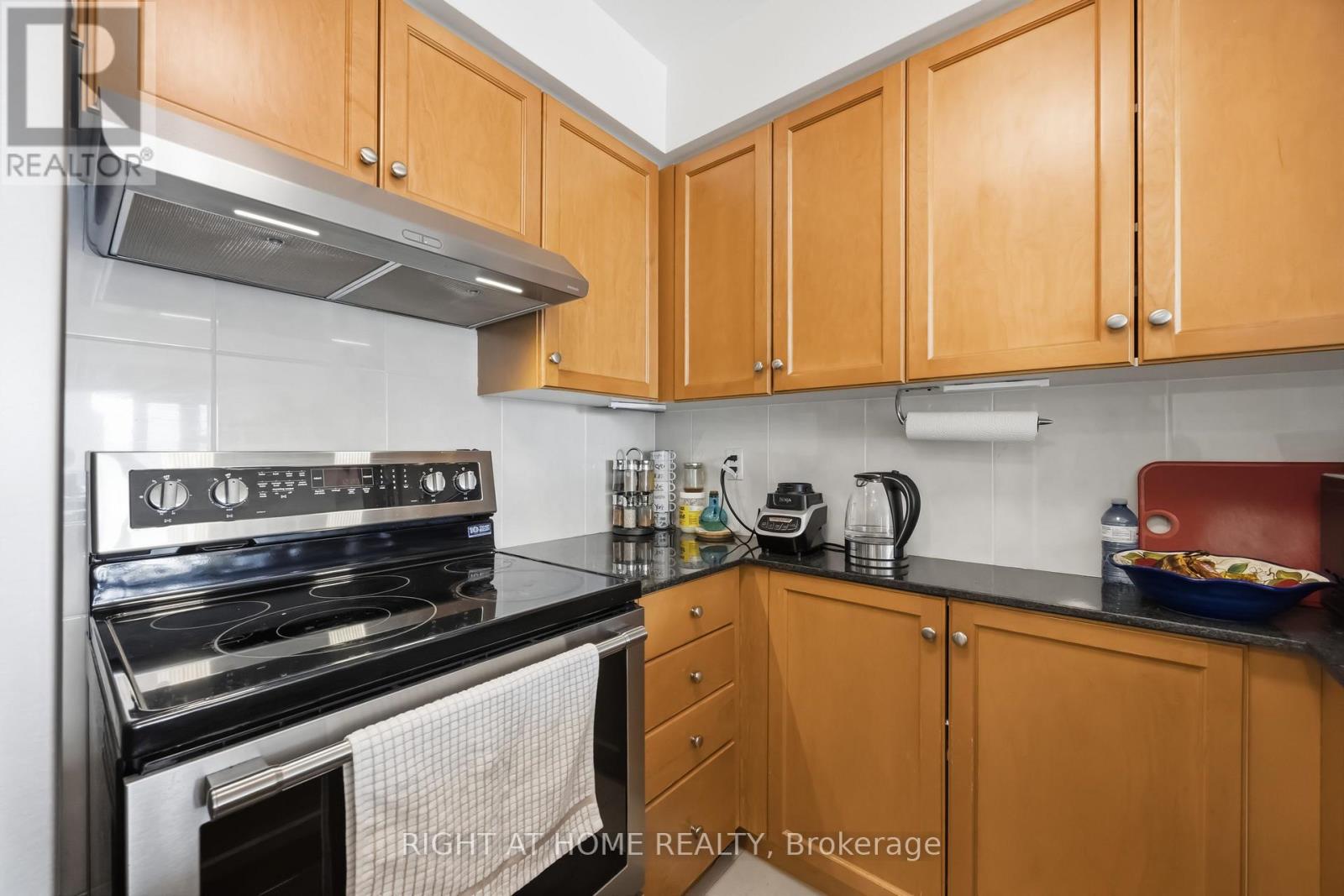 4106 - 210 Victoria Street, Toronto, Ontario  M5B 2R3 - Photo 28 - C12877038