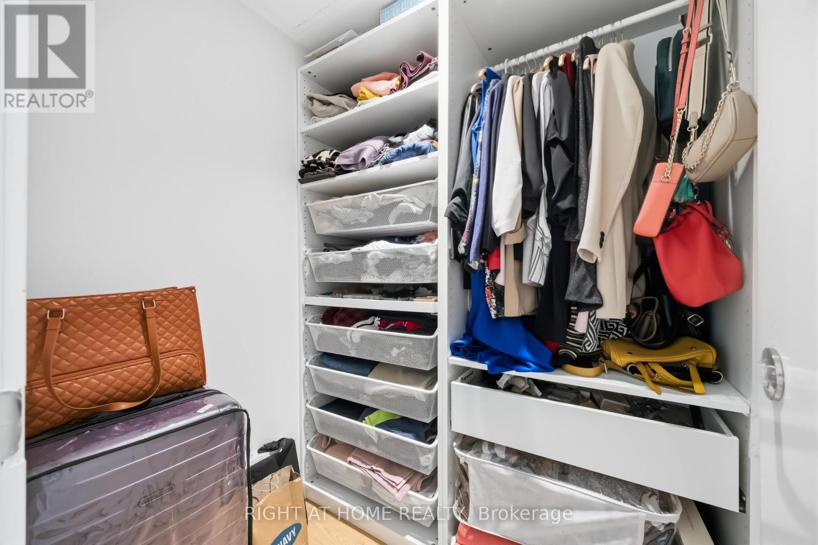 4106 - 210 Victoria Street, Toronto, Ontario  M5B 2R3 - Photo 33 - C12877038