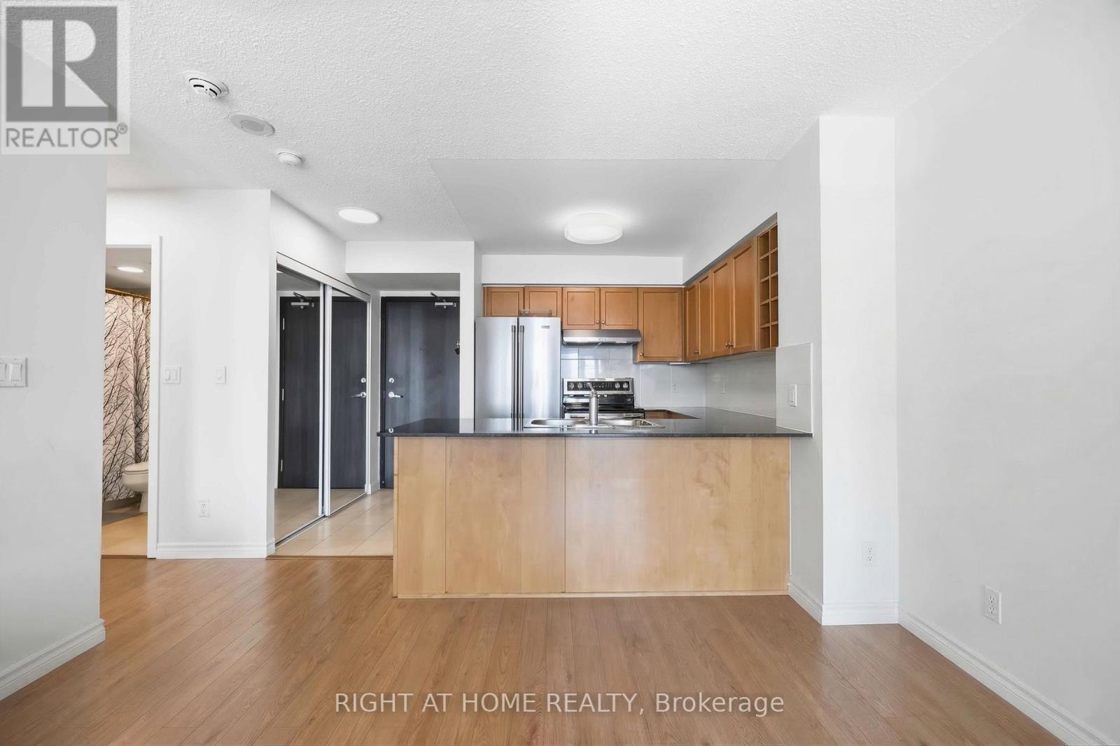 4106 - 210 Victoria Street, Toronto, Ontario  M5B 2R3 - Photo 8 - C12877038