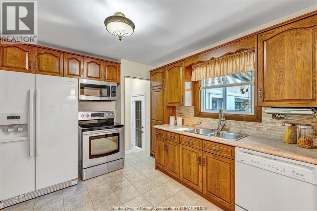 3455 Randolph Avenue, Windsor, Ontario  N9E 3E9 - Photo 13 - 26005246