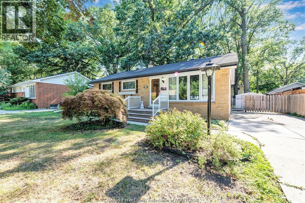 3455 Randolph Avenue, Windsor, Ontario  N9E 3E9 - Photo 3 - 26005246