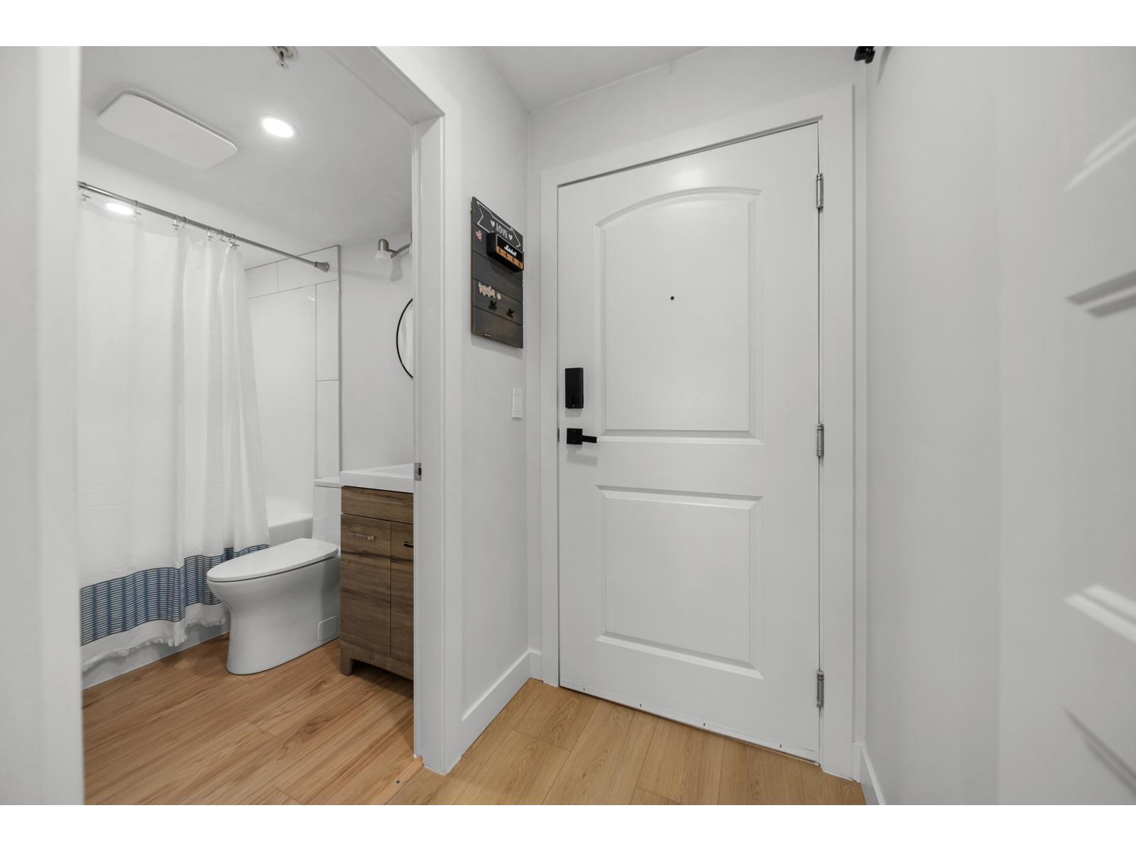 104 19774 56 Avenue, Langley, British Columbia  V3A 3X6 - Photo 9 - R3096176