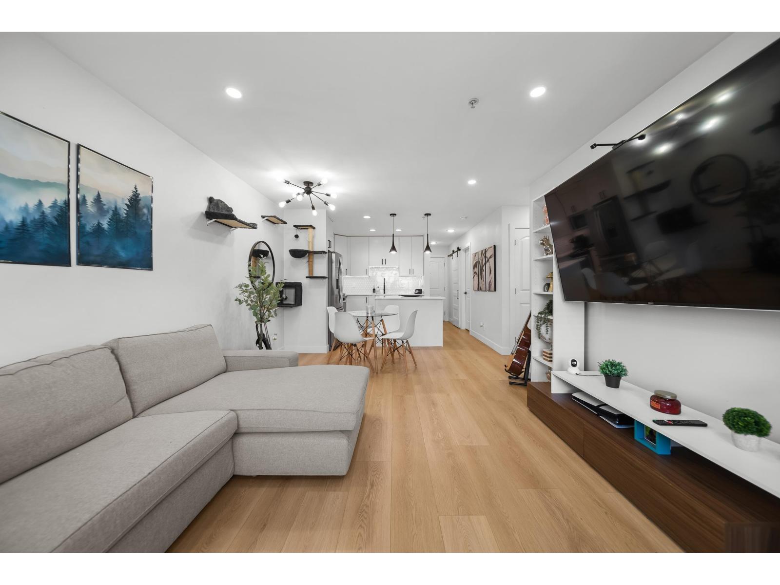 104 19774 56 Avenue, Langley, British Columbia  V3A 3X6 - Photo 4 - R3096176