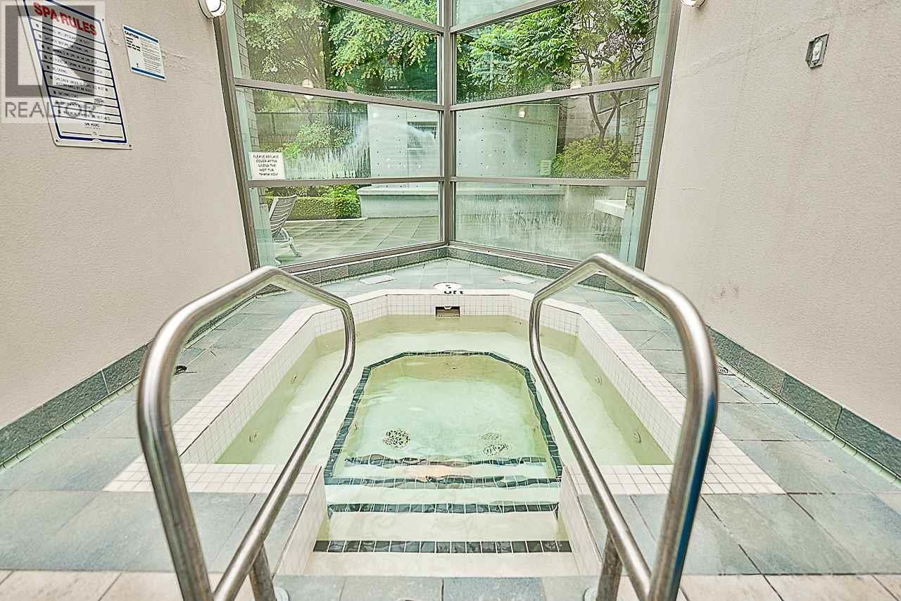 1203 928 Richards Street, Vancouver, British Columbia  V6B 6P6 - Photo 12 - R3031503