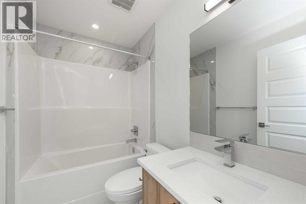 126 Sandpiper Bend, Chestermere, Alberta  T1X 2S8 - Photo 31 - A2292958