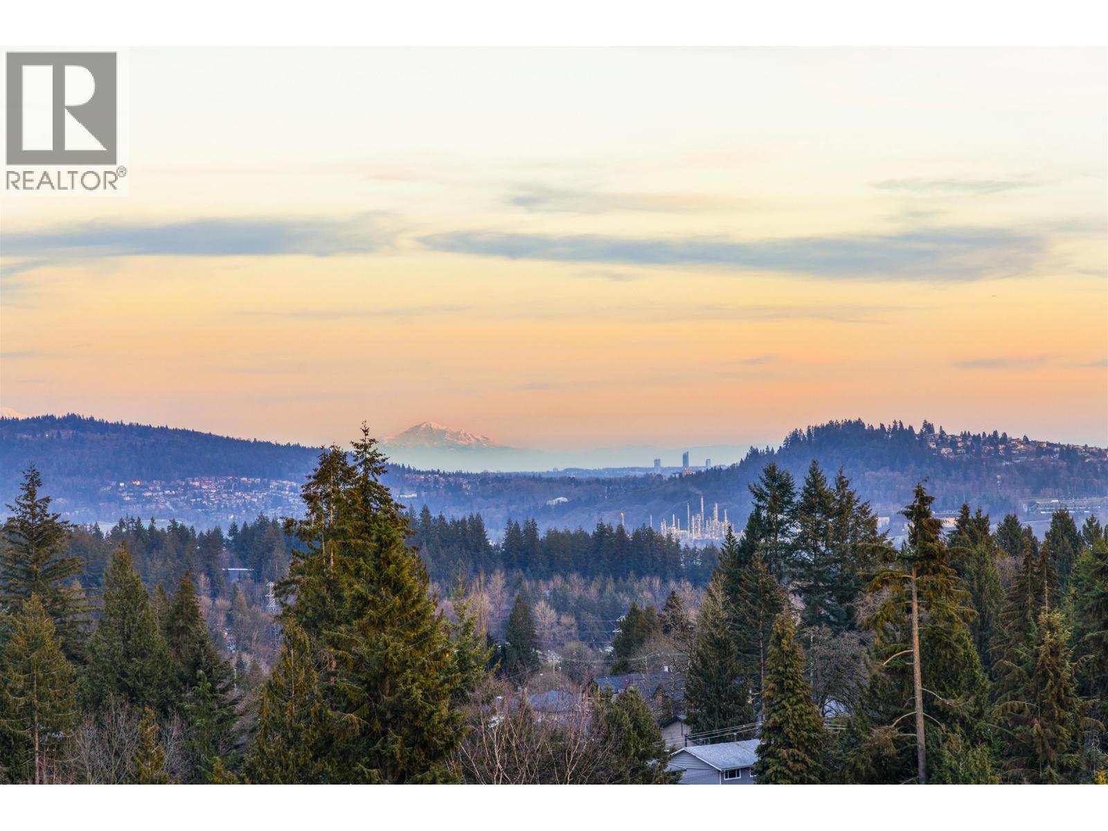 Ph 1103 2325 Emery Court, North Vancouver, British Columbia  V7J 0E8 - Photo 7 - R3099234