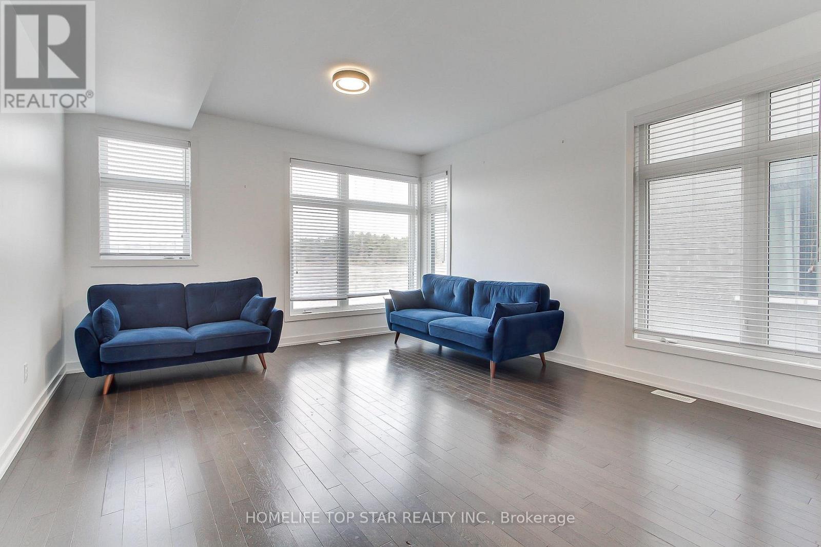 2646 Castlegate Crossing Drive, Pickering (Duffin Heights), Ontario  L1X 0H8 - Photo 13 - E12877144