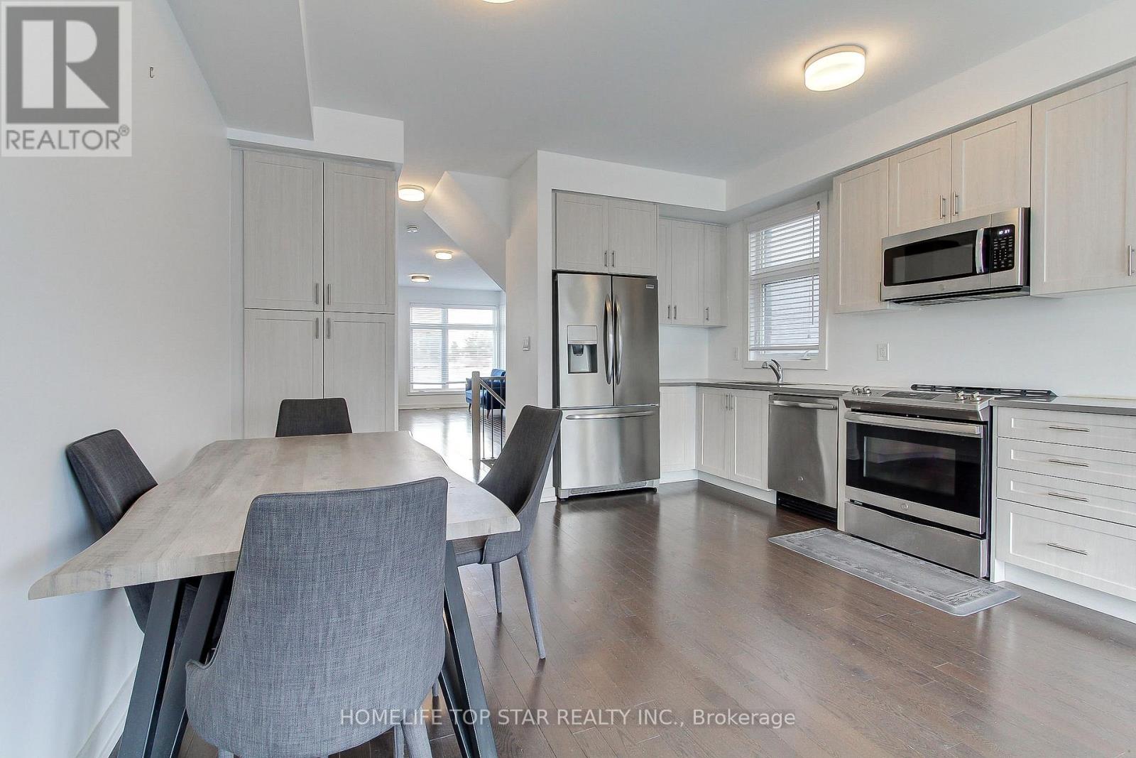 2646 Castlegate Crossing Drive, Pickering (Duffin Heights), Ontario  L1X 0H8 - Photo 17 - E12877144